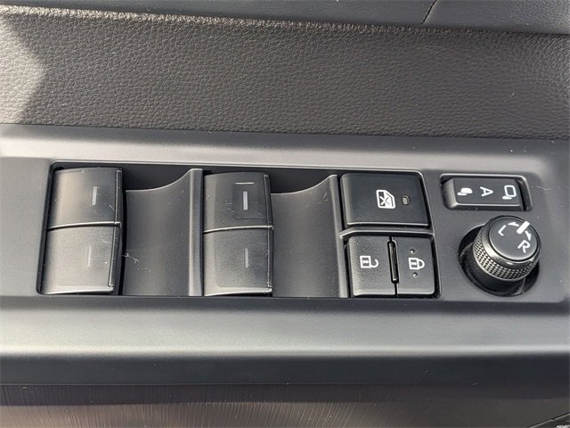 2022 Toyota Tundra Platinum photo 11