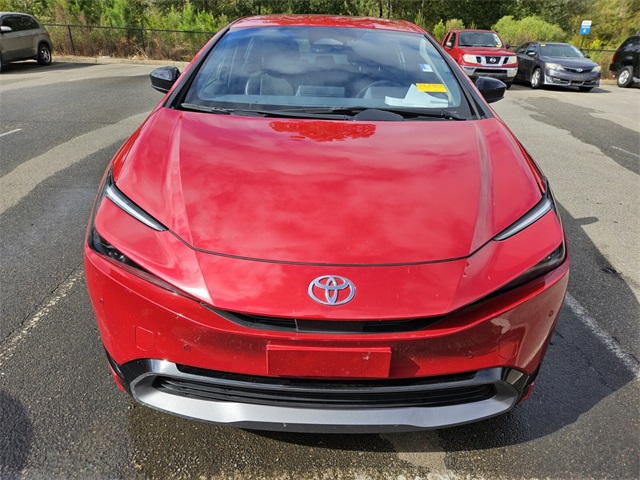 2024 Toyota Prius XLE photo 2