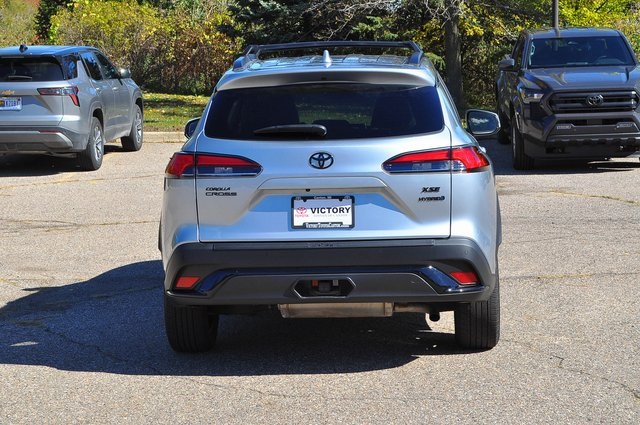 2023 Toyota Corolla Hybrid XSE photo 4