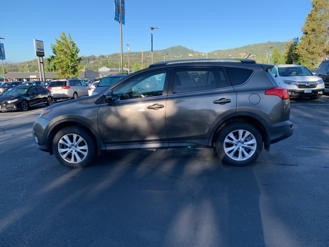 2015 Toyota RAV4 Limited photo 5