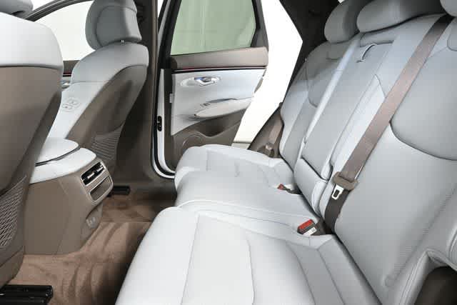 2026 Genesis GV70 2.5T Advanced photo 22