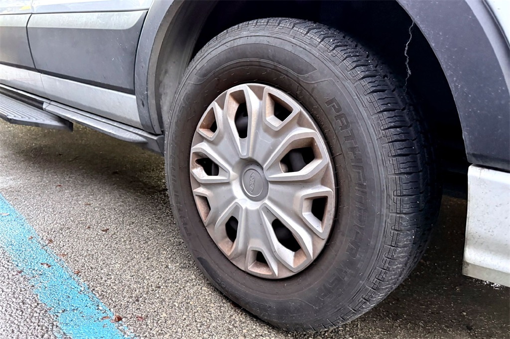 2023 Ford Transit photo 4