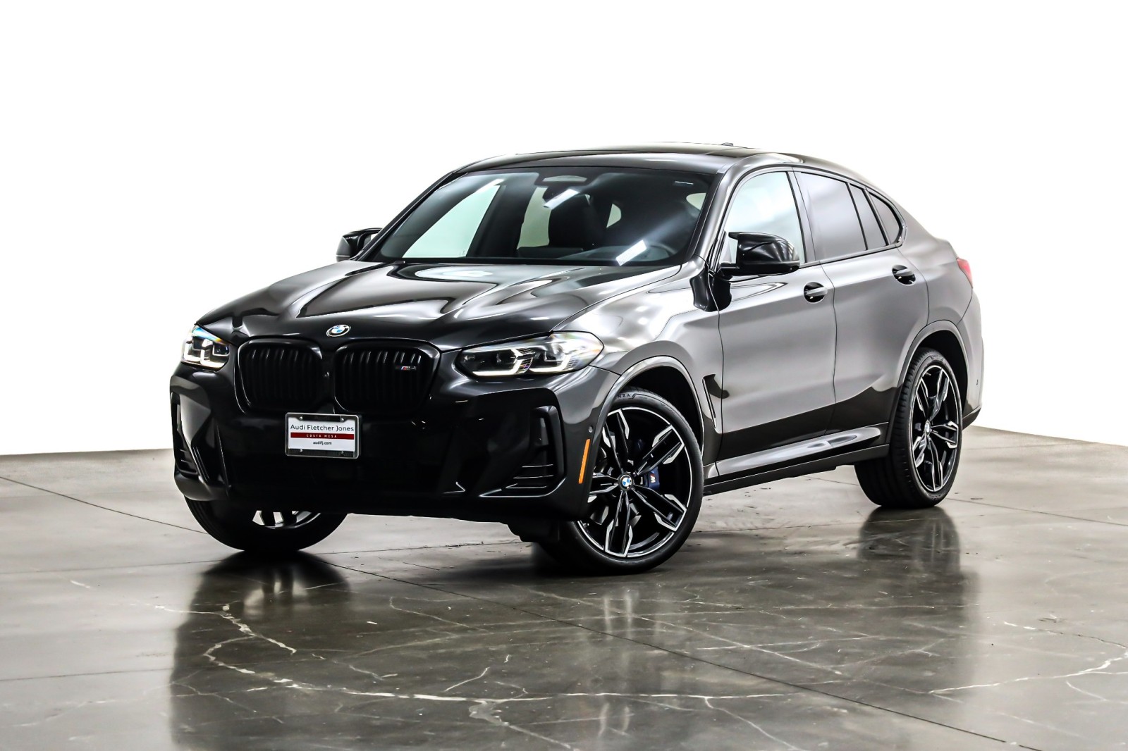 2023 BMW X4 M40i's photo