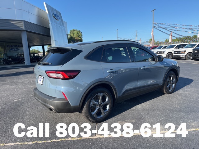 2025 Ford Escape ST-Line photo 3