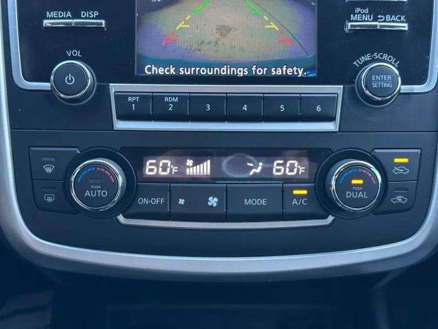 2017 Nissan Altima 2.5 SL photo 23