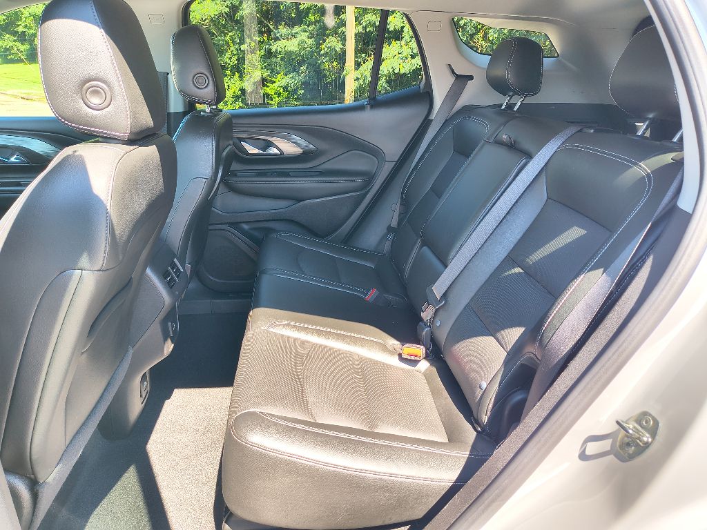 2023 Gmc Terrain SLT photo 27