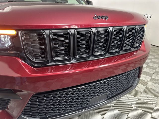 2023 Jeep Grand Cherokee Altitude X photo 3