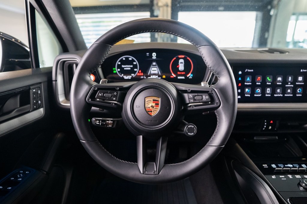 2024 Porsche Cayenne photo 27