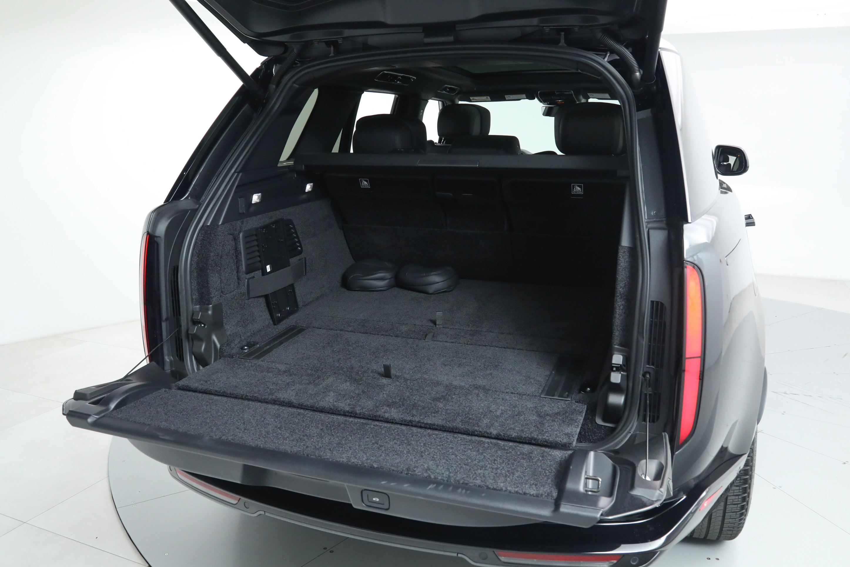 2025 Land Rover Range Rover Autobiography photo 36