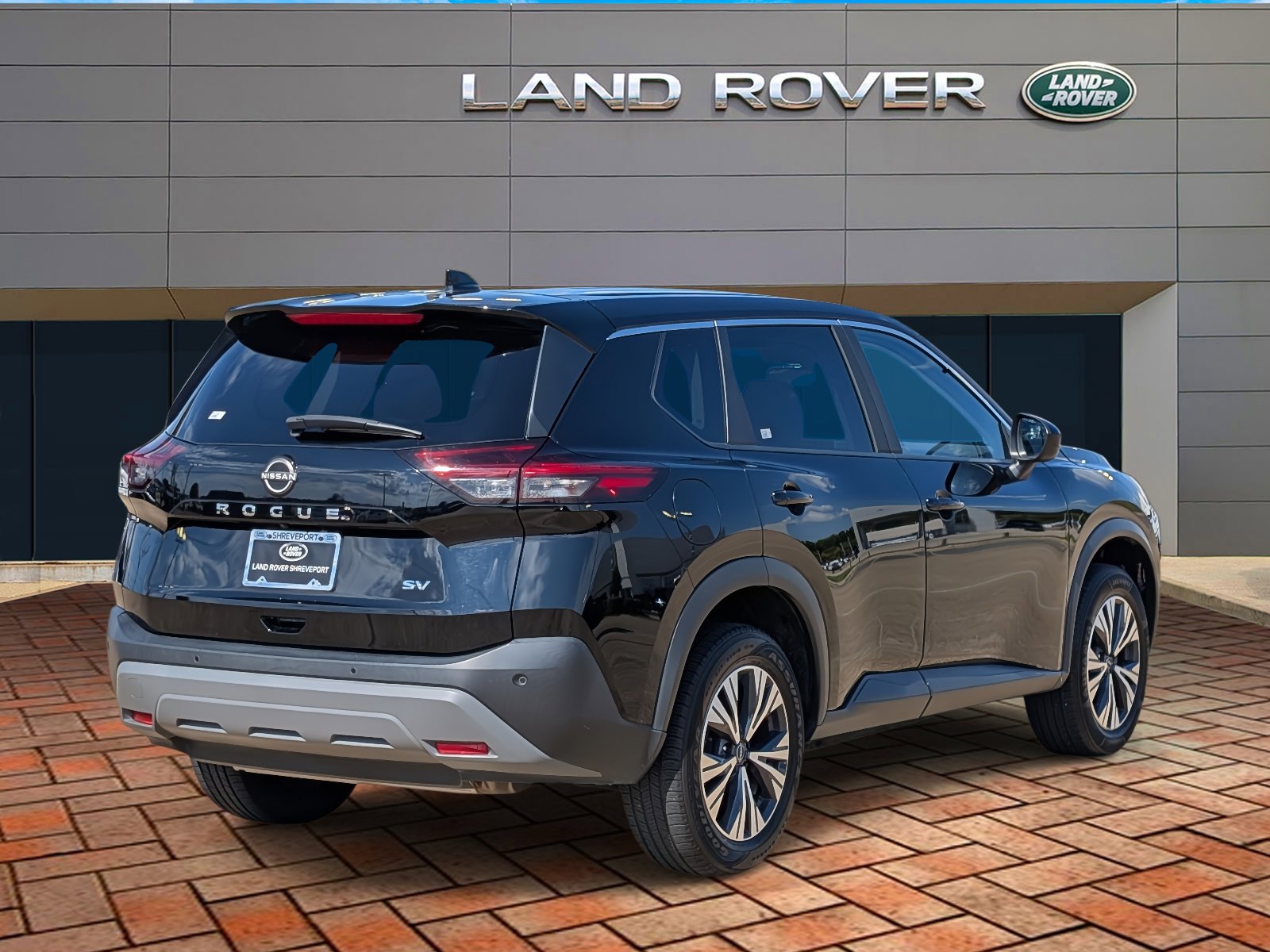 2023 Nissan Rogue SV photo 4