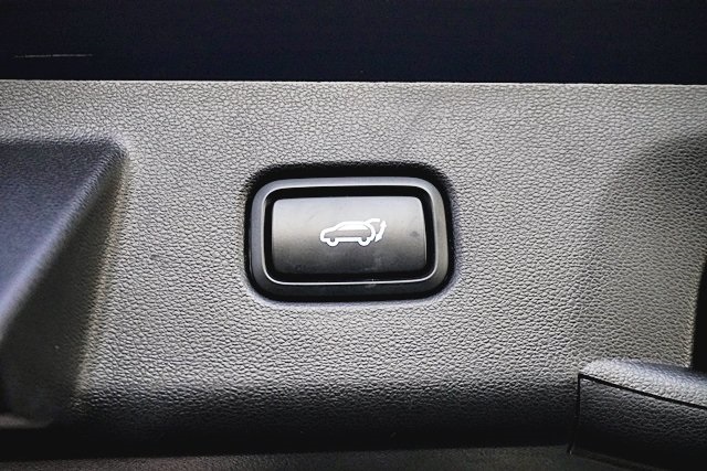 Used 2023 Blue Hyundai SEL image 13