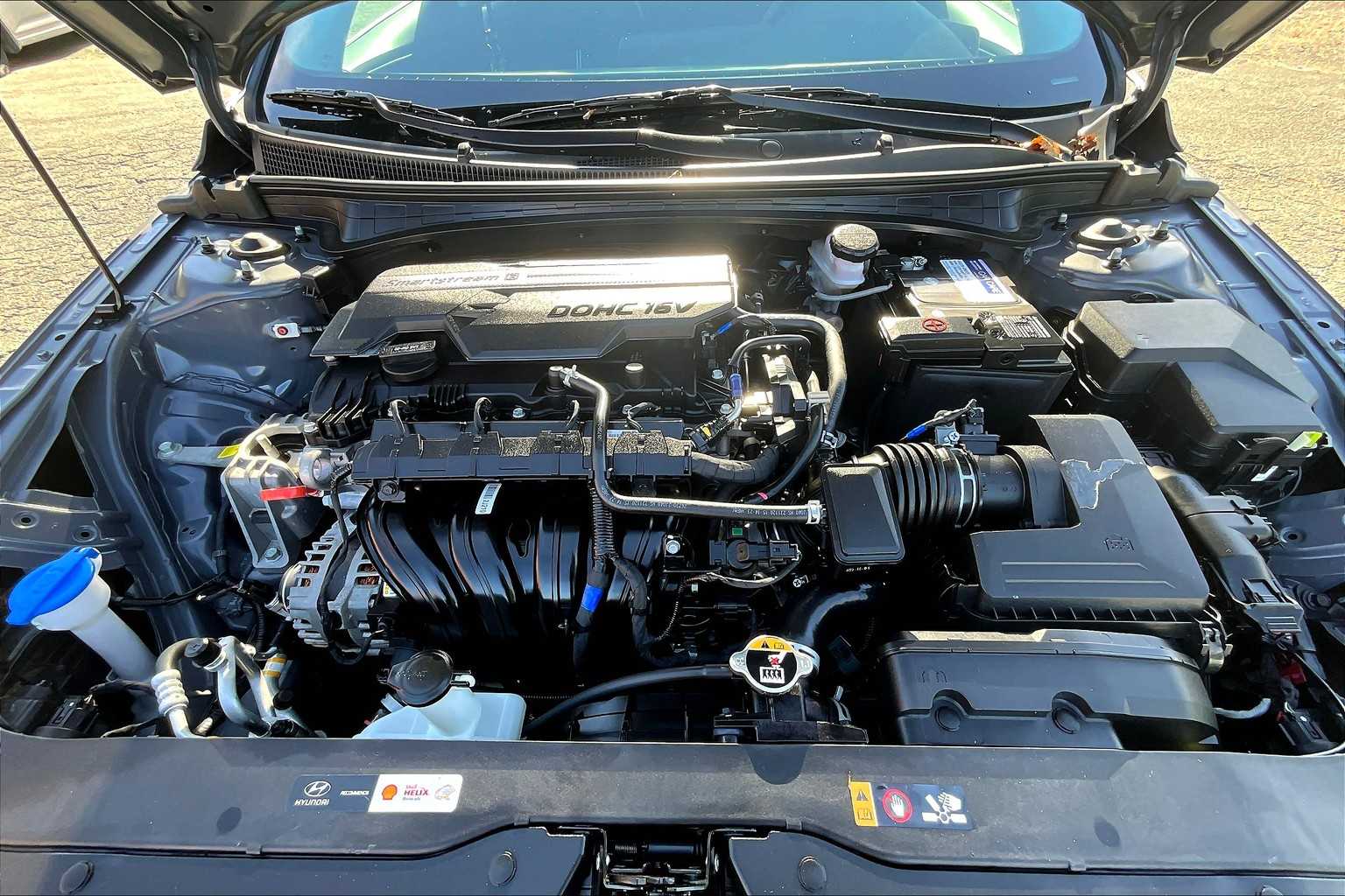 2024 Hyundai Elantra SEL Convenience photo 28