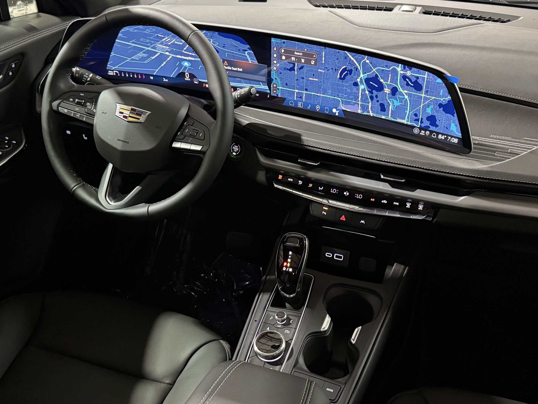 2025 Cadillac XT4 Premium Luxury photo 3