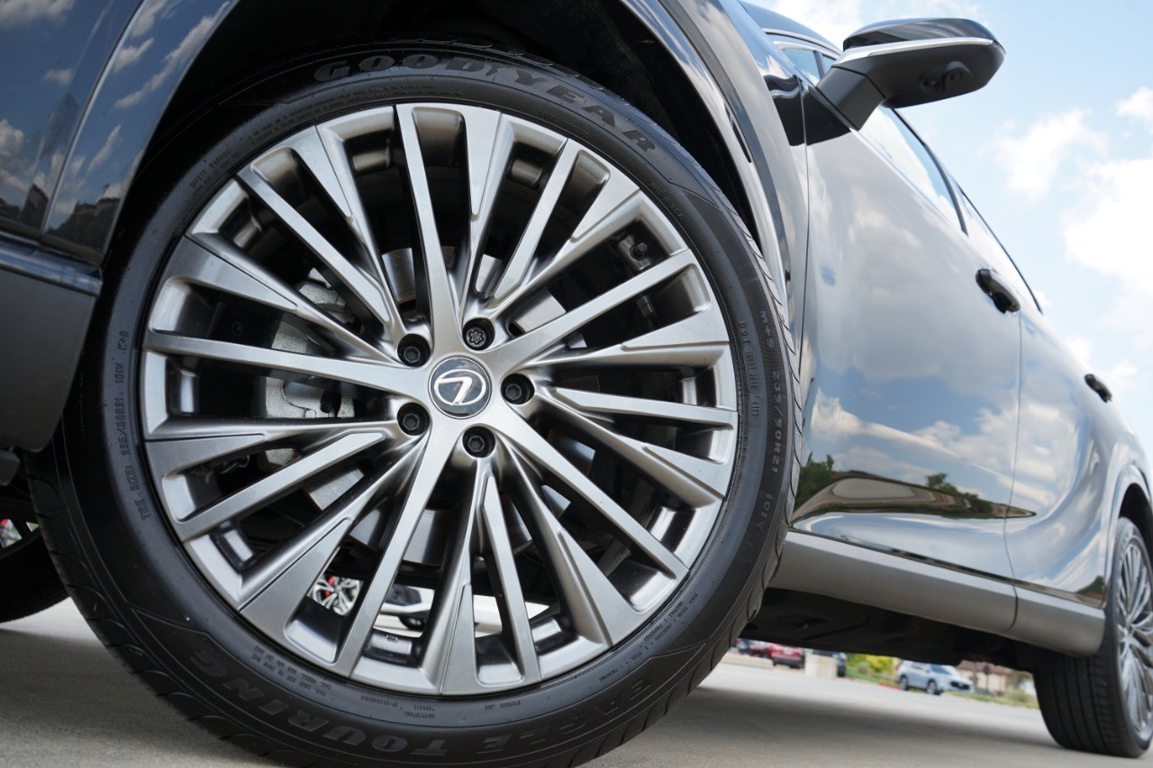 2024 Lexus RX 350 Luxury photo 9