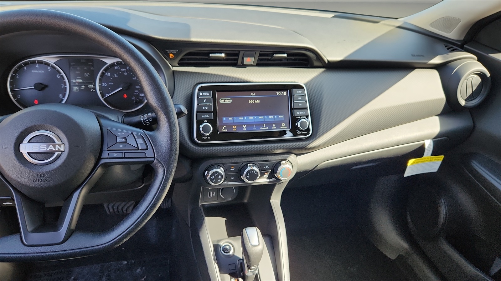 2025 Nissan Kicks Play S photo 14