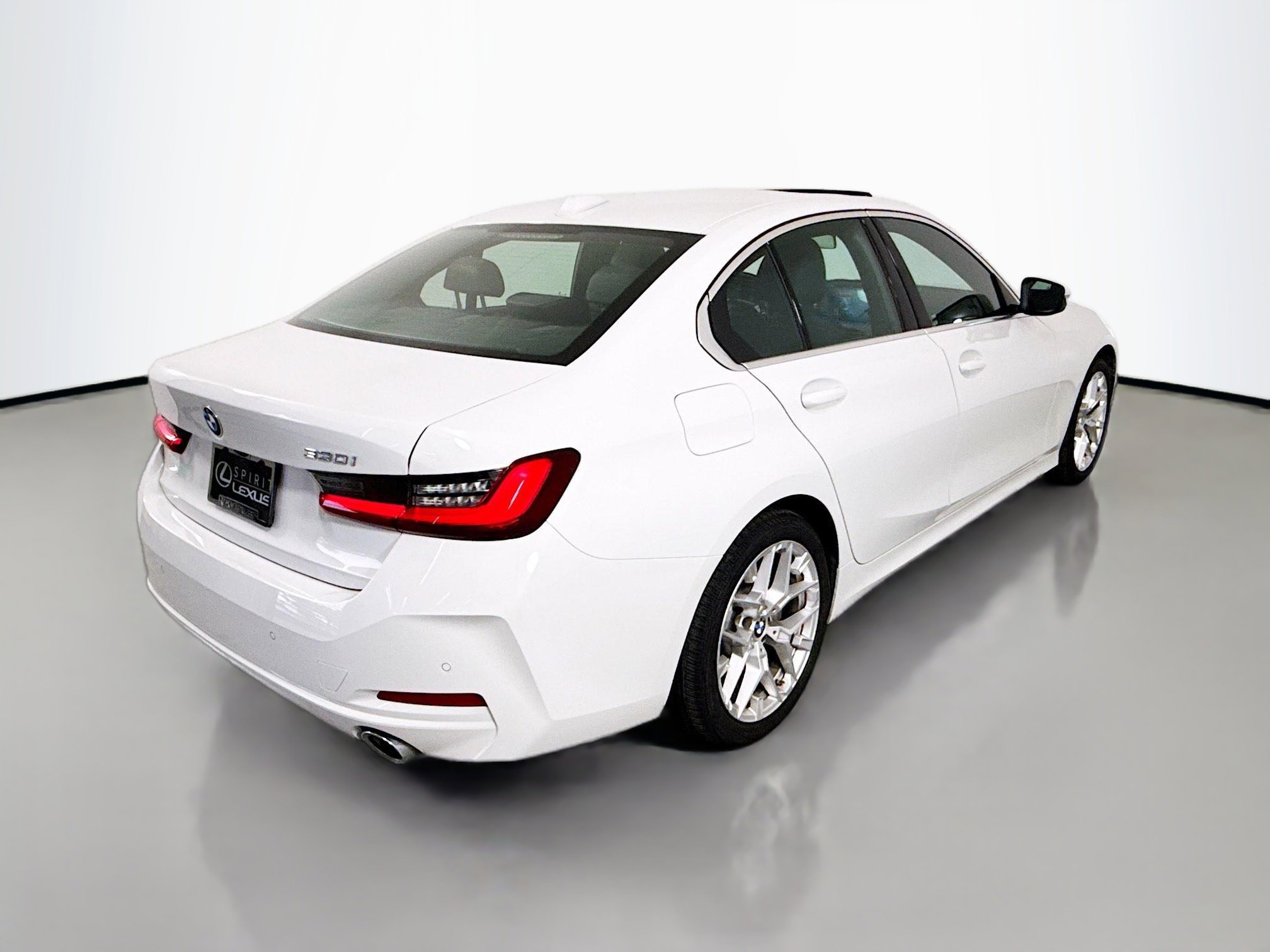 2025 Bmw 330i photo 7