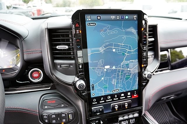 New 2026 Diamond Black Crystal Pearl-Coat Exterior Paint RAM RHO image 32