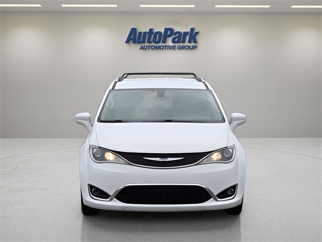 Used 2018 Chrysler Pacifica Touring L with VIN 2C4RC1BG8JR142487 for sale in Bremen, IN