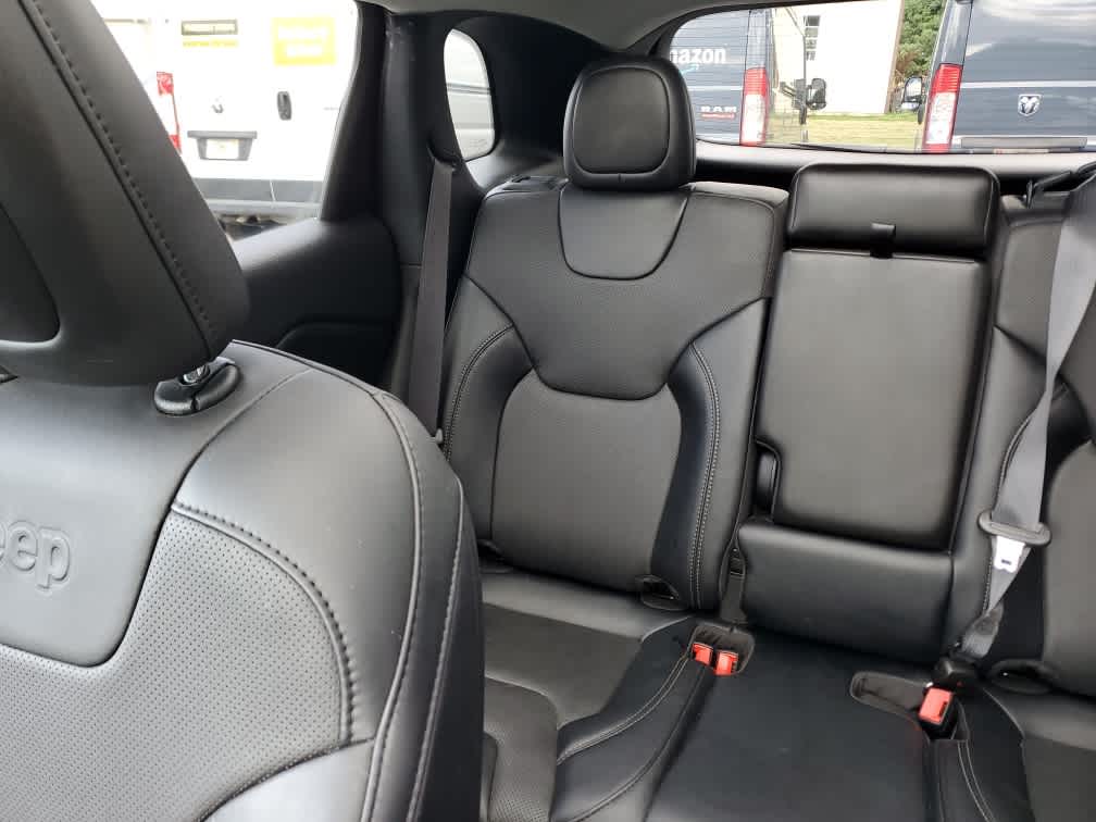 2022 Jeep Cherokee Limited photo 13