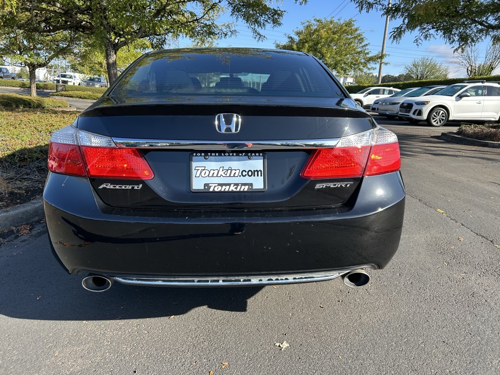 2015 Honda Accord Sport photo 4