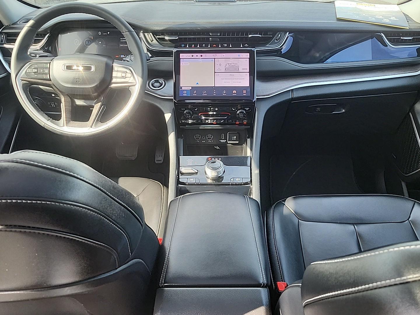 2023 Jeep Cherokee 4xe photo 10