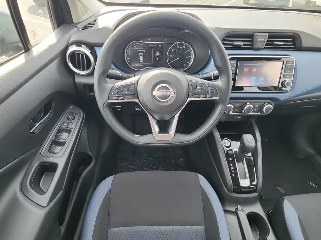 2025 Nissan Versa SV photo 8