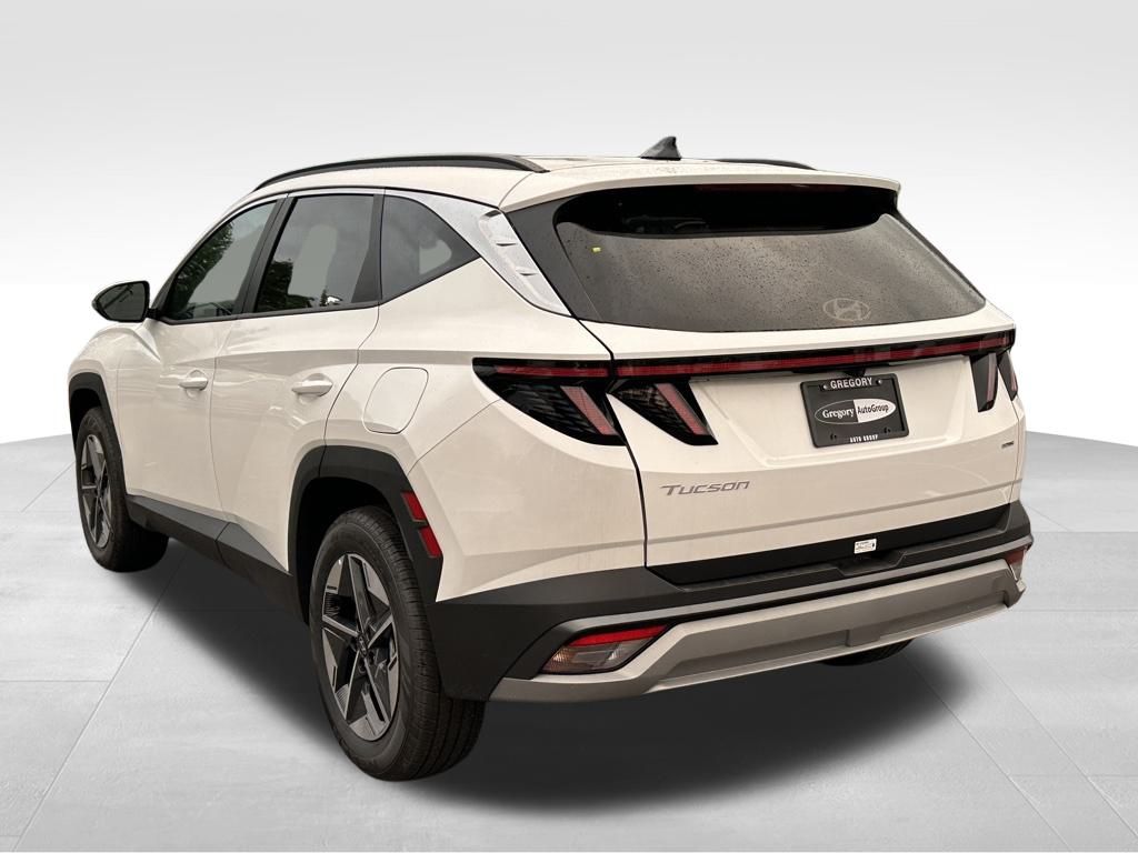 2025 Hyundai Tucson SEL Convenience photo 3