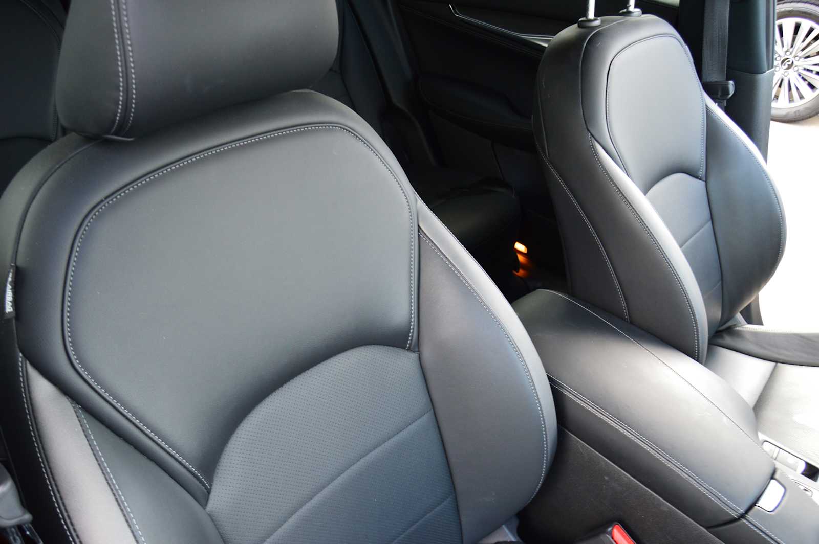 2023 Infiniti QX55 Luxe photo 11