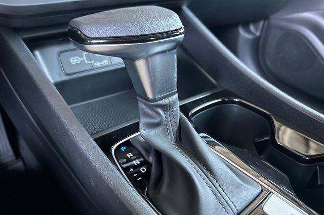 2025 Hyundai Santa Cruz SE photo 19