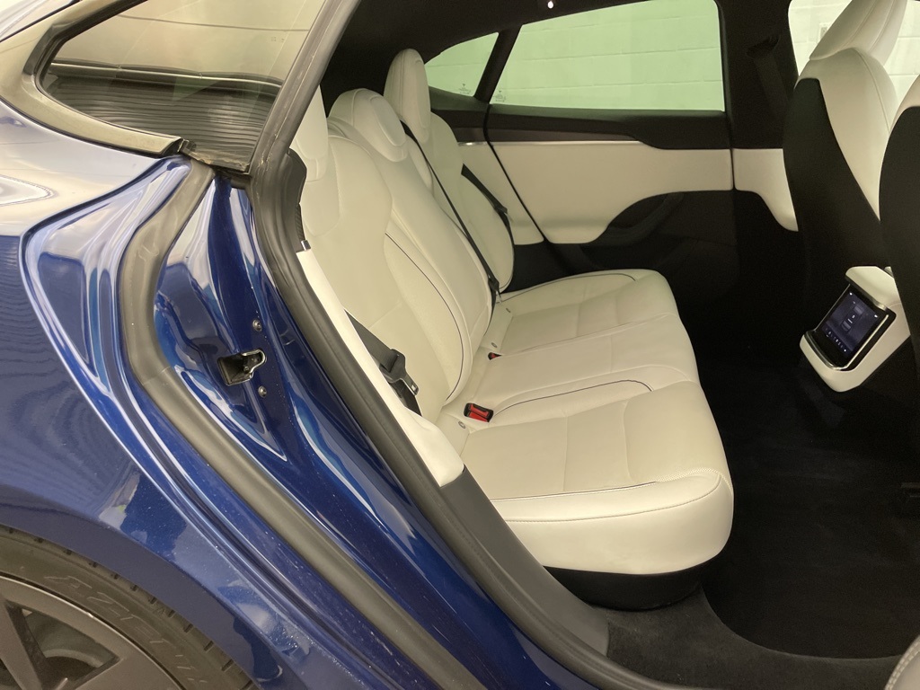 2021 Tesla Model S Plaid photo 20