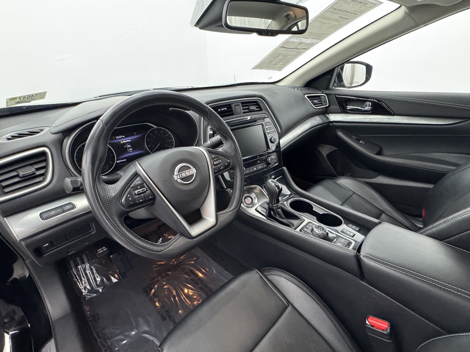 2023 Nissan Maxima SV photo 14