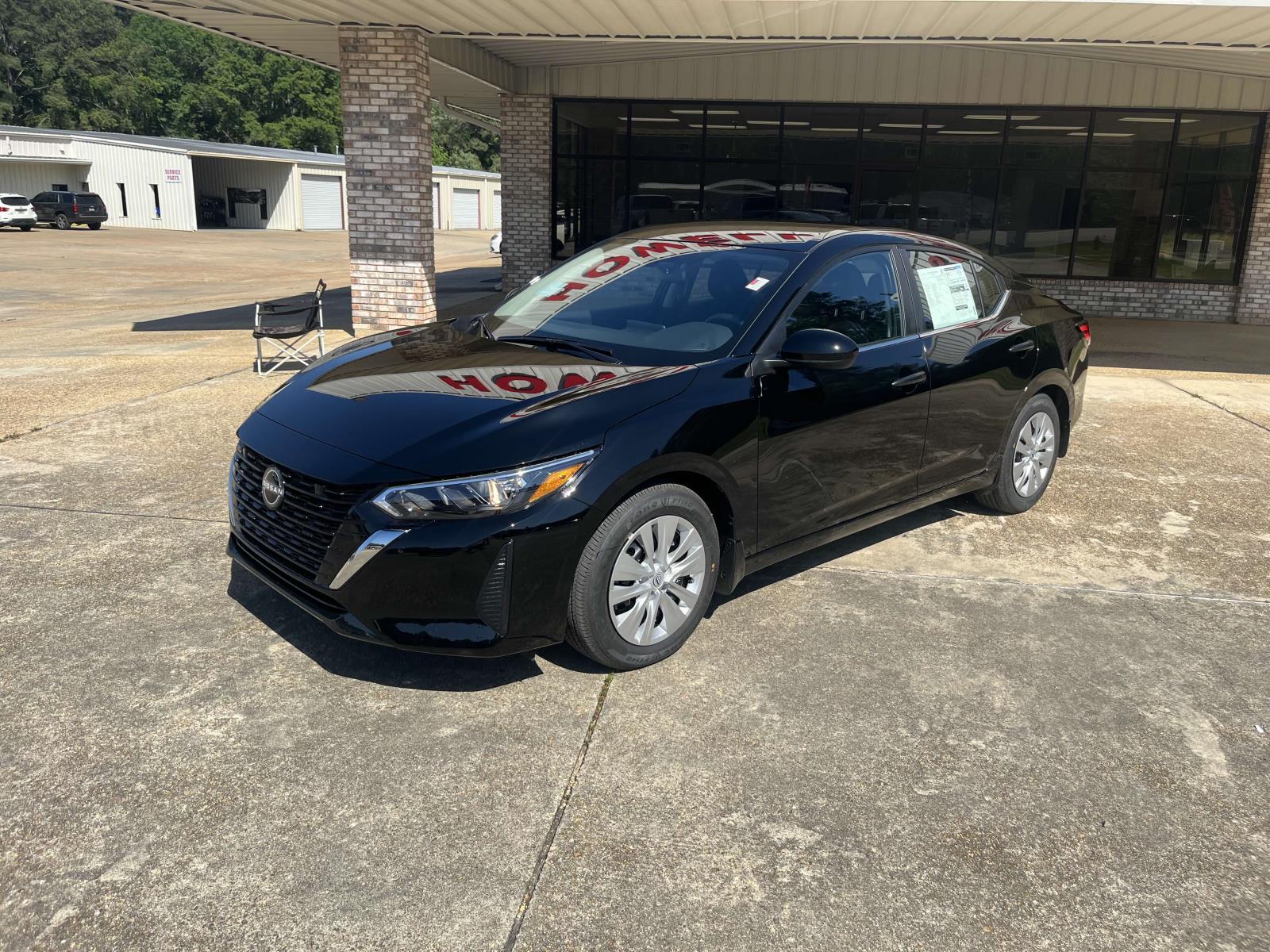 2025 Nissan Sentra S's photo