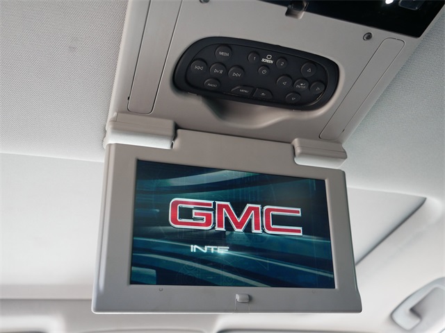 2017 Gmc Yukon SLT photo 24