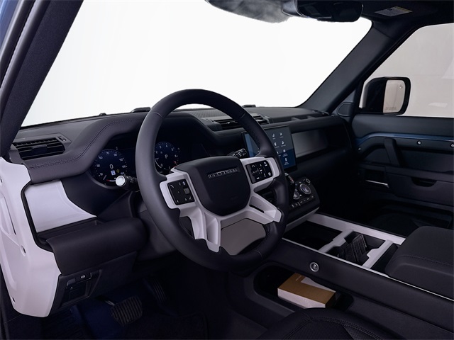 2025 Land Rover Defender 110 S photo 8
