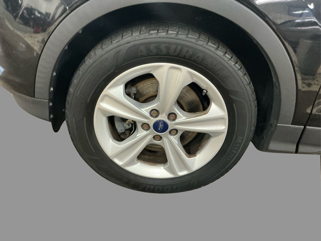 2015 Ford Escape SE photo 16