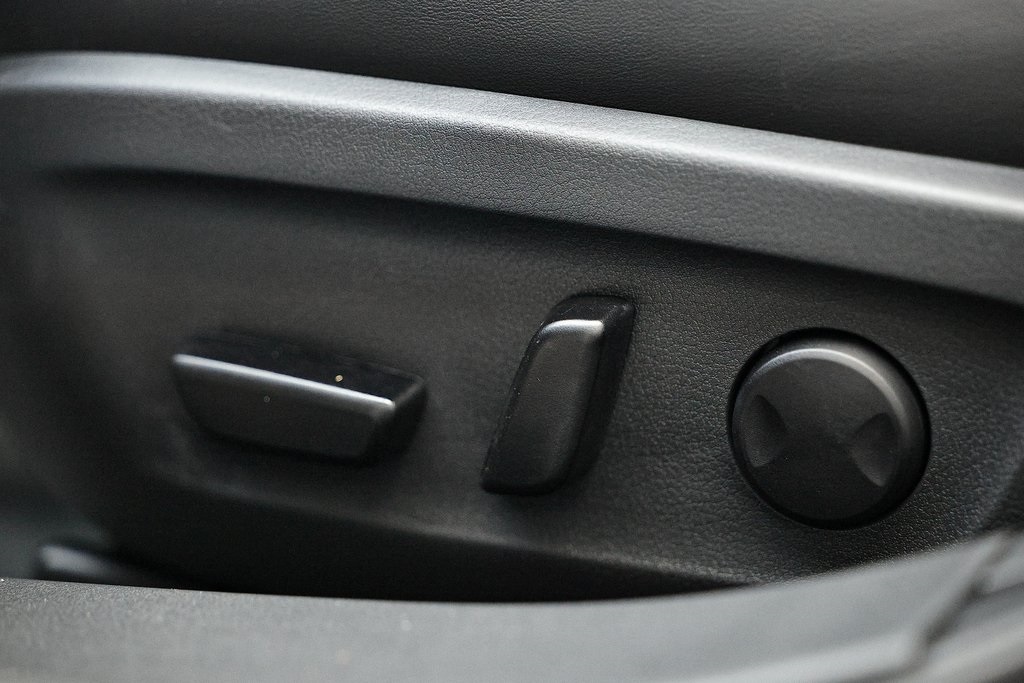 2025 Mazda Mazda3 2.5 s Preferred Hatchback photo 19