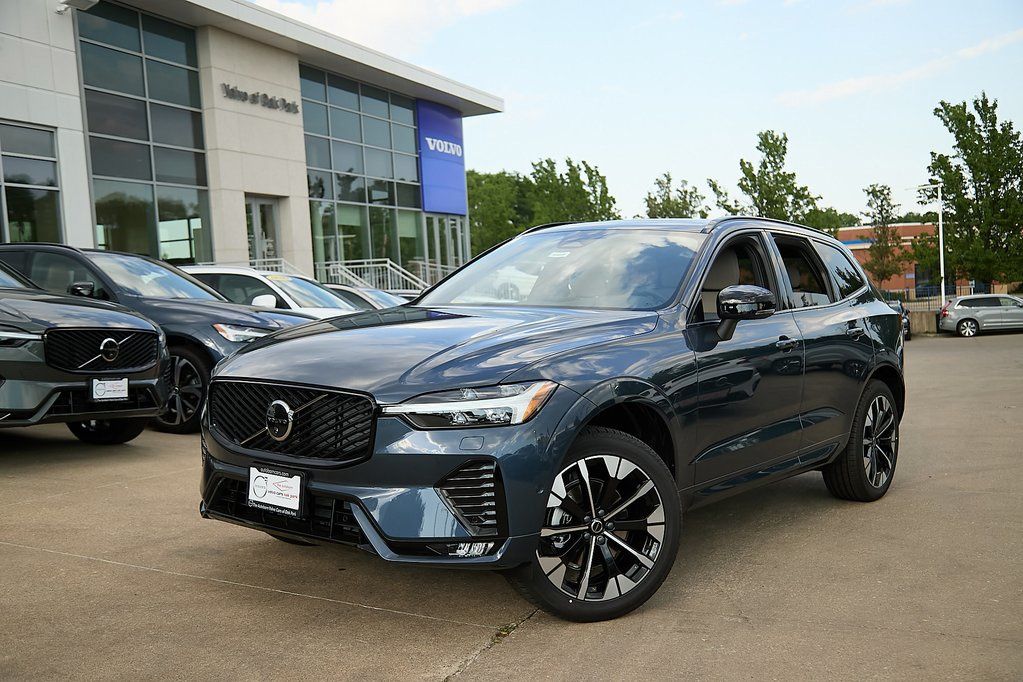 2026 VOLVO XC60 - Image 28