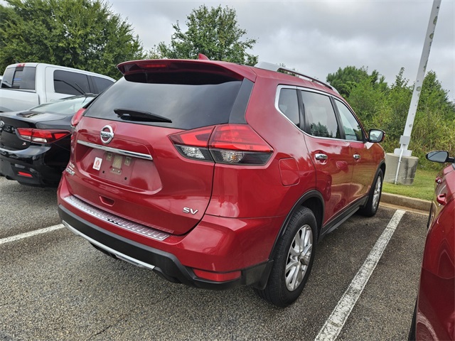 2017 Nissan Rogue SV photo 9