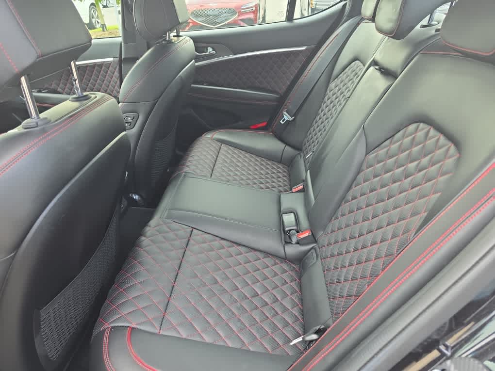 2025 Genesis G70 3.3T Sport Advanced photo 9