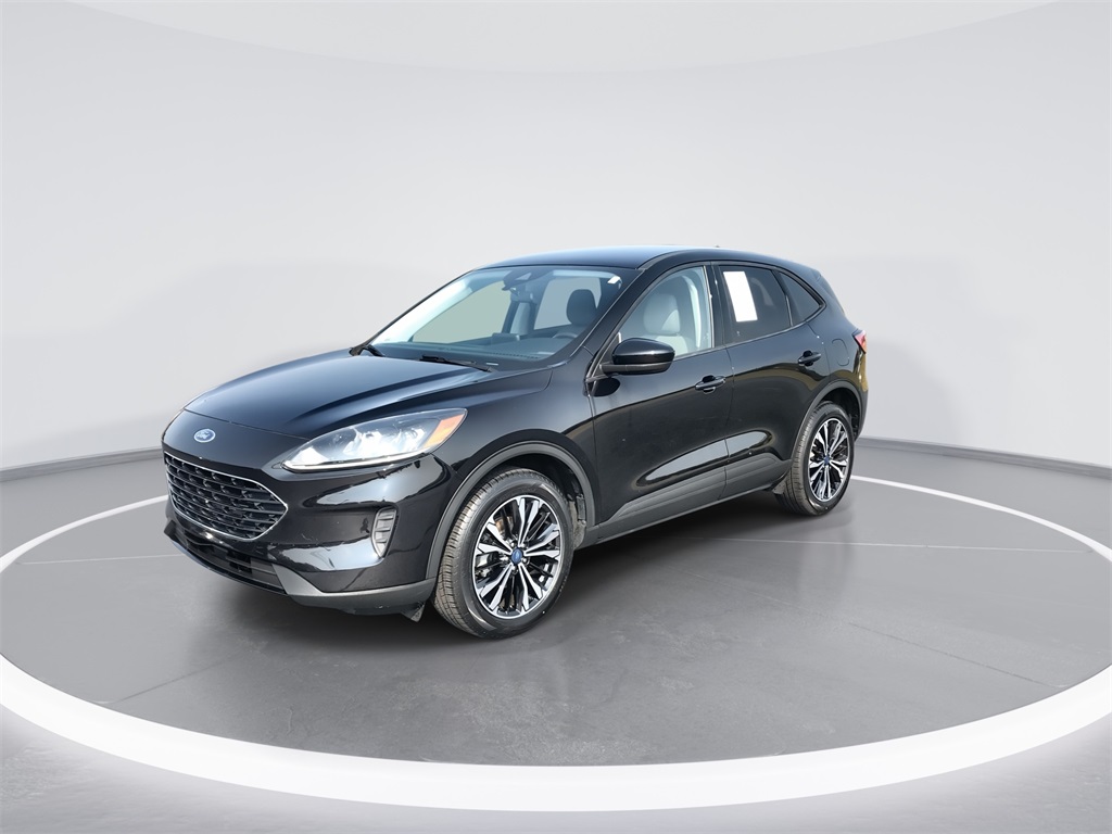 2021 Ford Escape SE photo 3