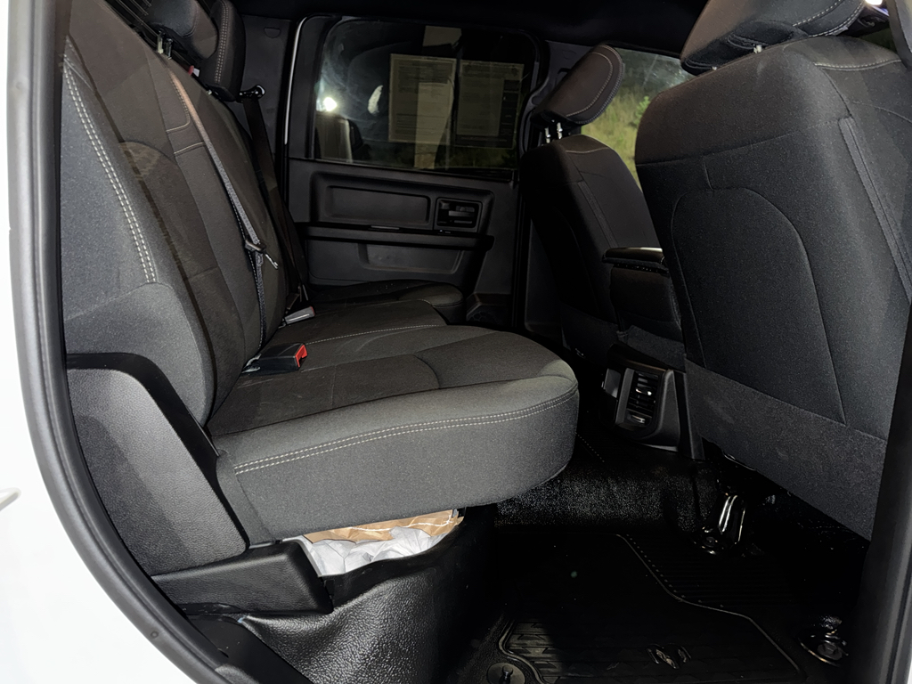 2025 Ram 3500 Tradesman photo 31
