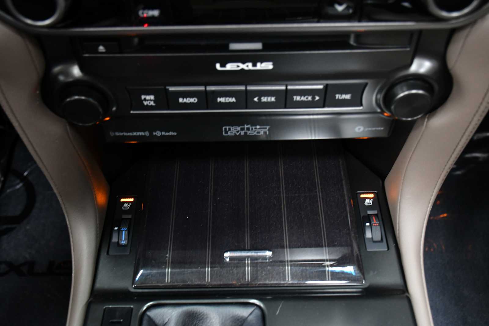 2023 Lexus GX 460 Luxury photo 21