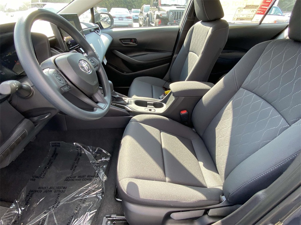 2026 Toyota Corolla LE photo 11
