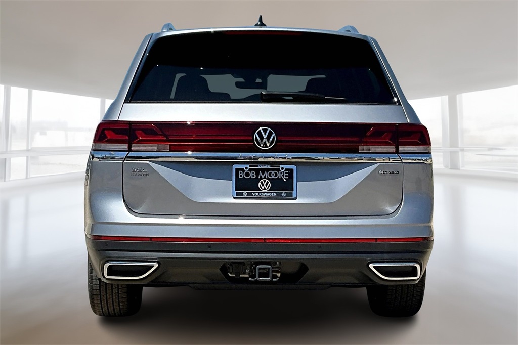 2025 Volkswagen Atlas SEL photo 4
