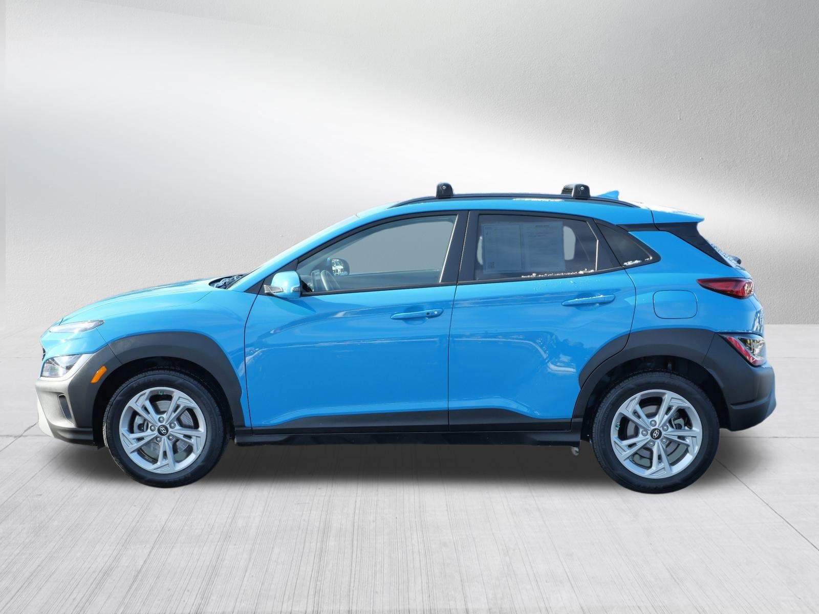 2023 Hyundai Kona SEL photo 4