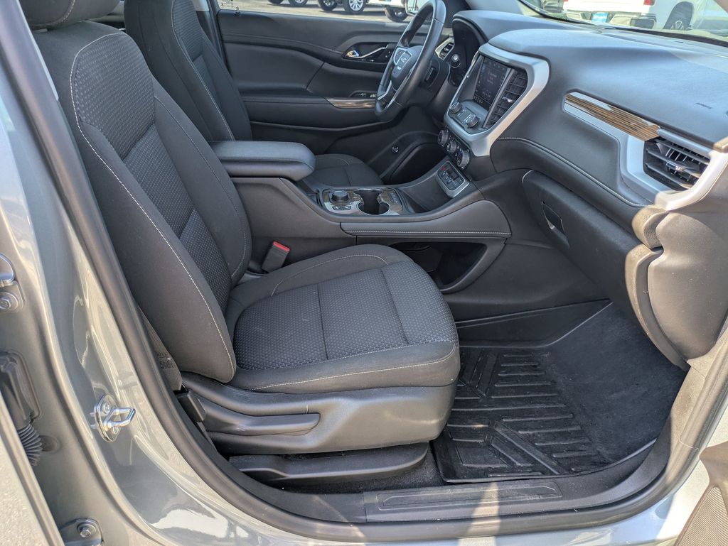 2023 Gmc Acadia SL photo 25