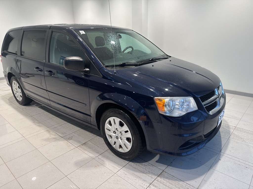 Used 2014 Dodge Grand Caravan SE with VIN 2C4RDGBGXER230298 for sale in Spring Valley, Minnesota