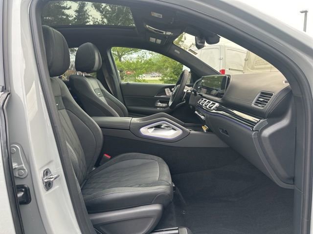 New 2025 MANUFAKTUR Alpine Grey Mercedes-Benz AMG® GLE 63 S 4MATIC+ Coupe image 67