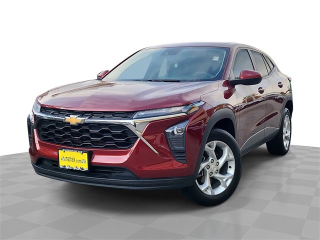 2024 Chevrolet Trax LS's photo