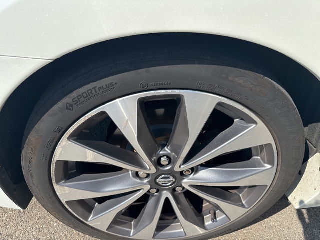 2020 Nissan Maxima Platinum photo 15